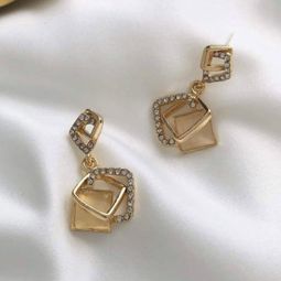Belle earrings 