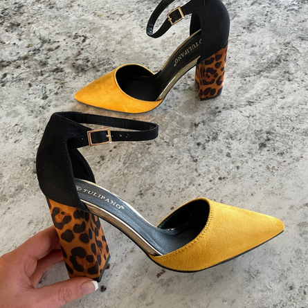 Block best sale leopard heels